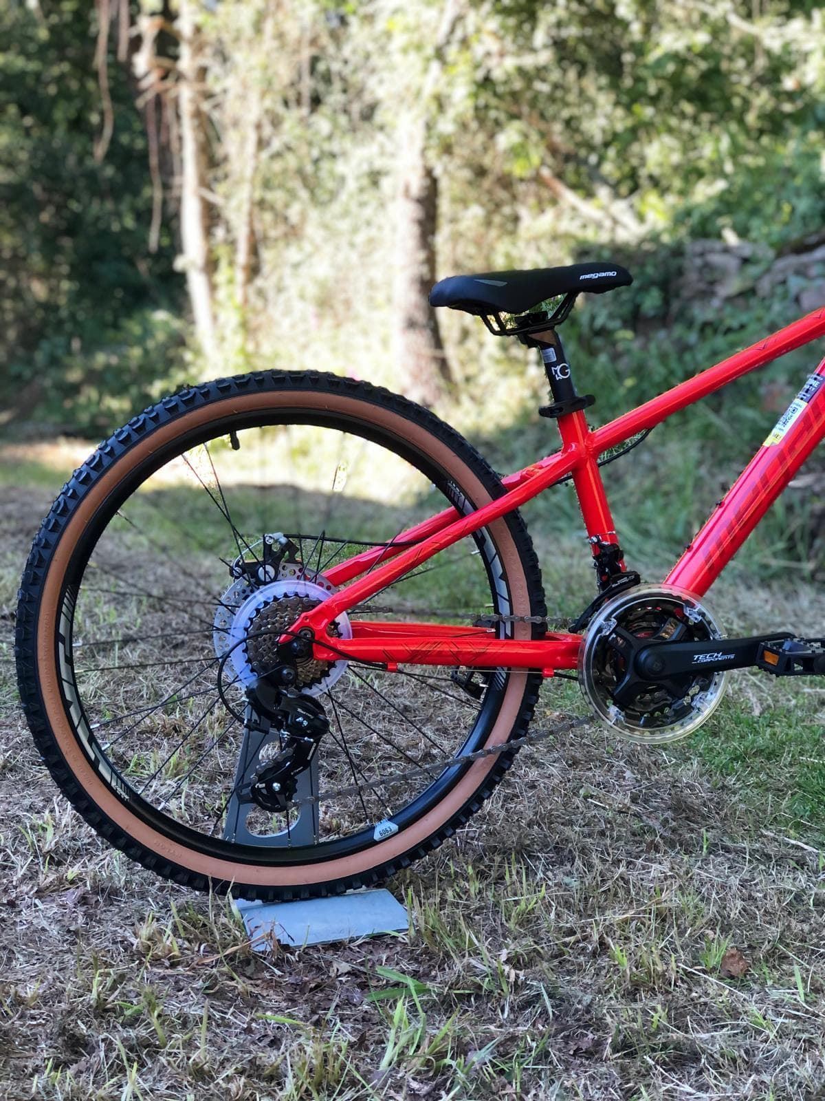 Bicicleta Infantil 24" MEGAMO KU4. ROJO - Imagen 6