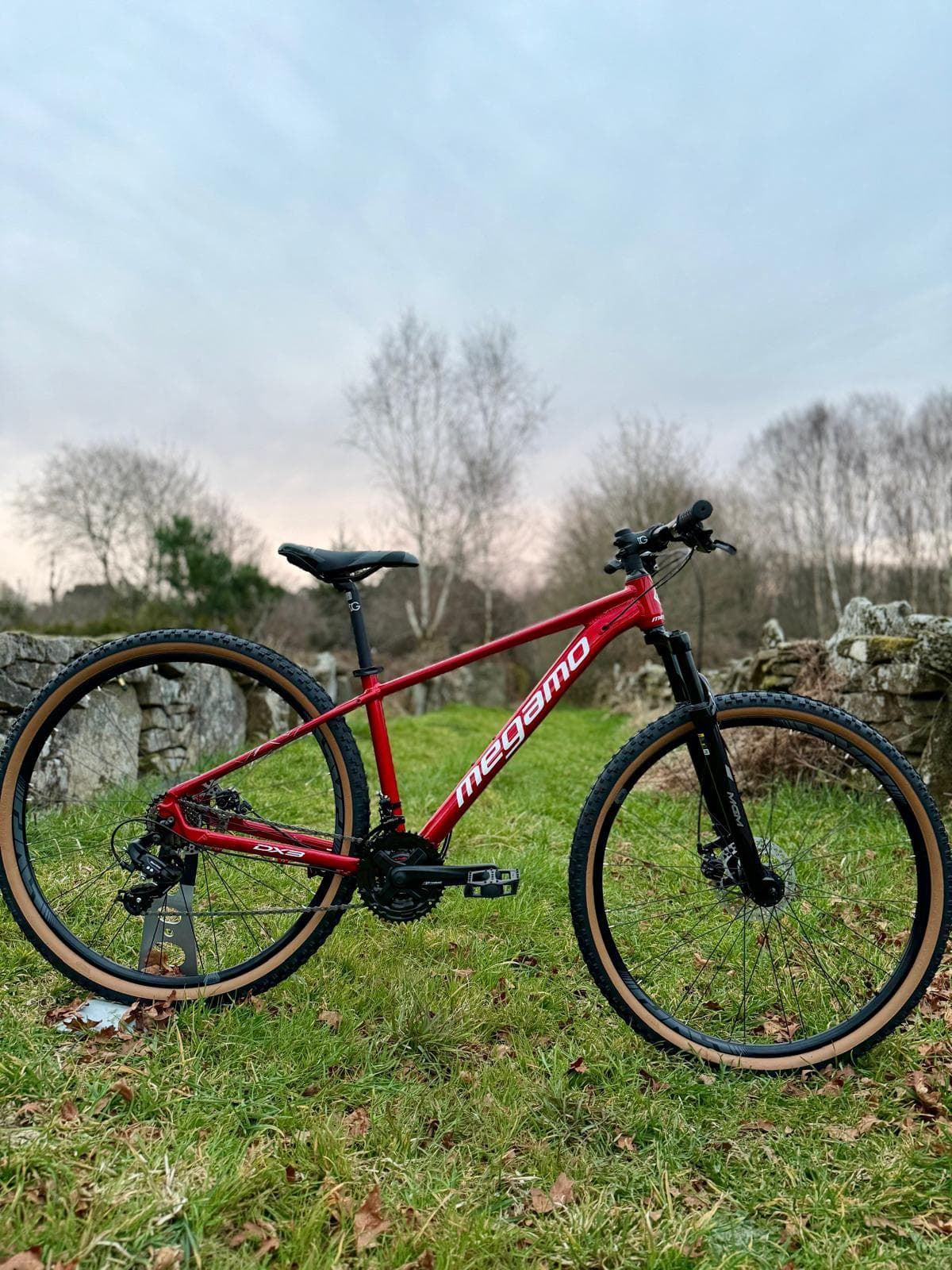 Bicicleta Infantil 27´5" MEGAMO DX3. ROJO - Imagen 2