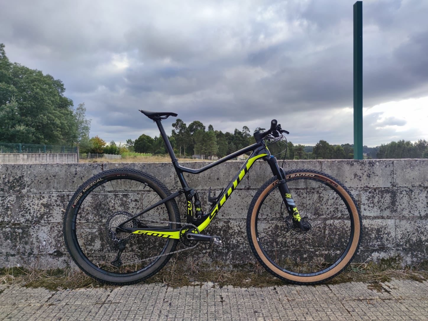 BICICLETA MTB 29¨SCOTT SPARK RC TALLA L - Imagen 5