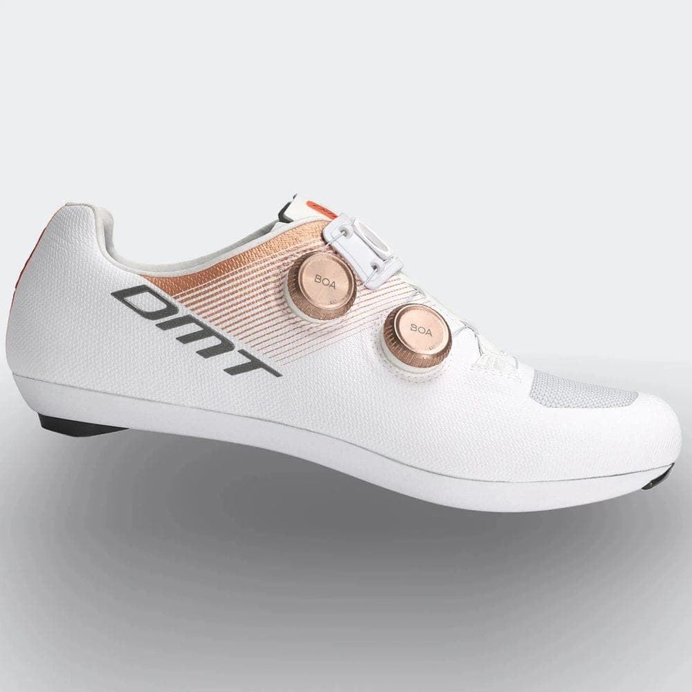 NUEVA ZAPATILLA DMT KR0 EVO BLANCO/BRONCE + CALCETINES DMT CLASSIC RACE DE REGALO - Imagen 11