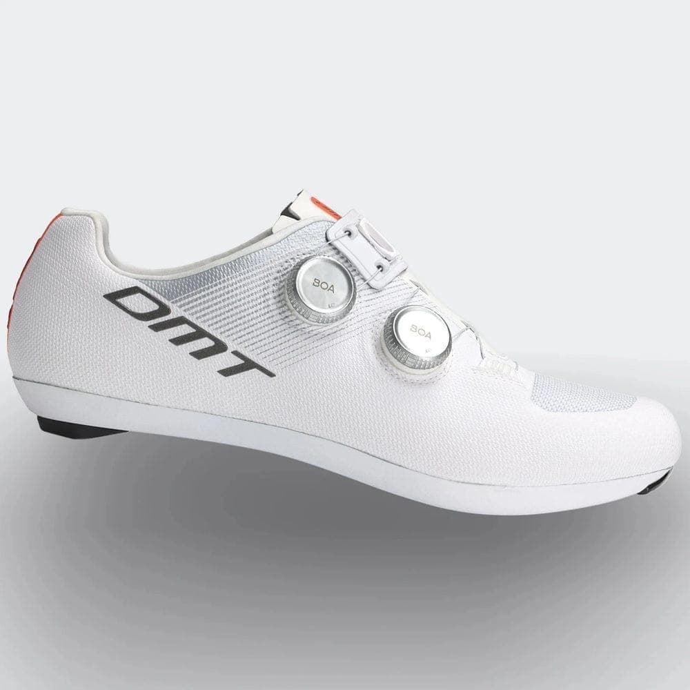 NUEVA ZAPATILLA DMT KR0 EVO BLANCO/PLATA + CALCETINES DMT DE REGALO - Imagen 4