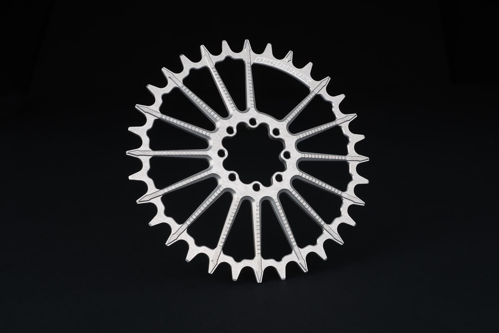 PLATO REDONDO GARBARUK DM MTB CHAINRING FOR SRAM 8-BOLT (ROUND, BOOST, 34T, SILVER) - Imagen 1